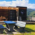 Loft In Gaal Near Slope & Hiking Trails Casa de Férias Pirkach